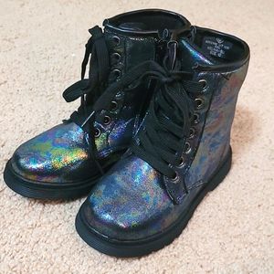 Girls Boots in Holographic Black